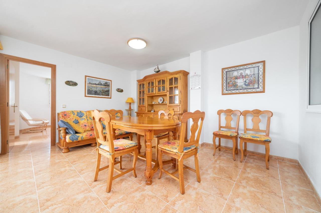 Beach Apartment Calafell Center With Parking Екстер'єр фото